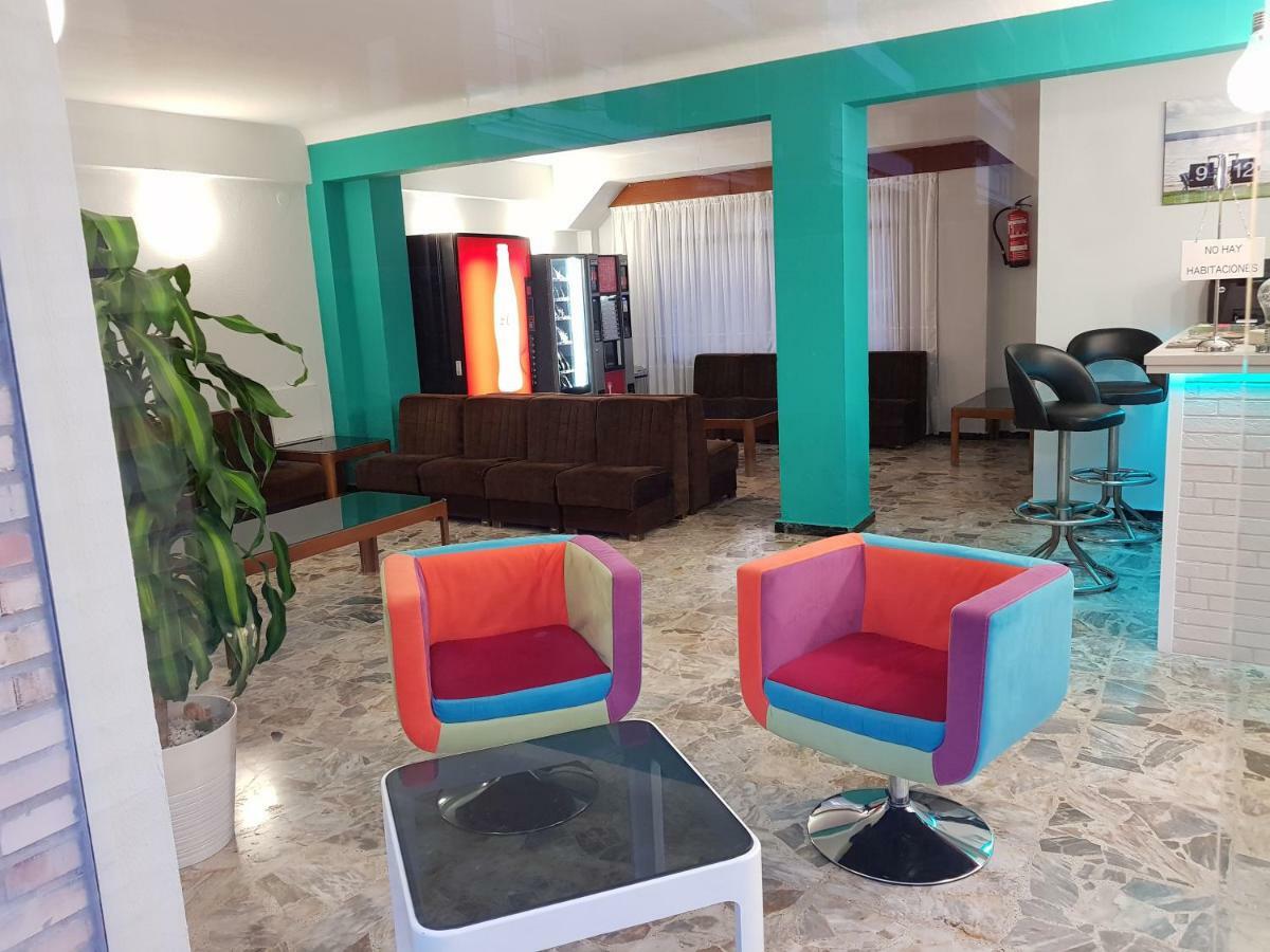 Hostal Rosi Laredo Eksteriør bilde